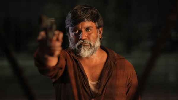 Saani Kaayidham Poster 4