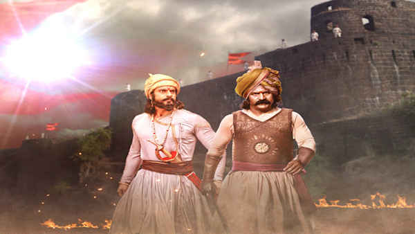 Sarsenapati Hambirrao Poster 3