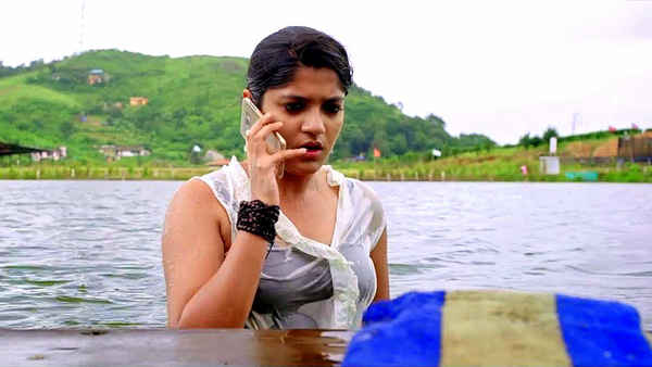 Sarvopari Palakkaran Poster 7