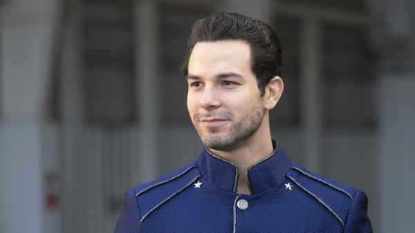 Secret Society of Second-Born Royals Poster 5