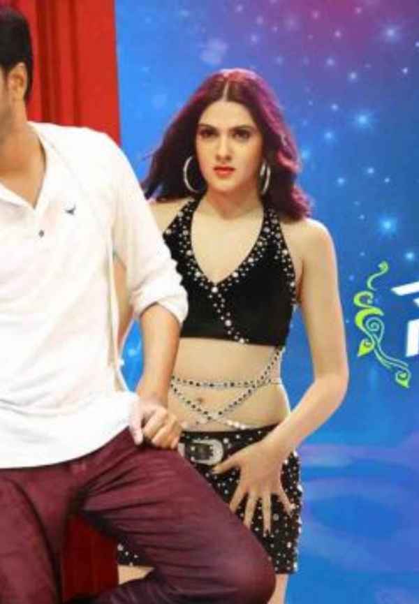 Selfie Raaja Poster 2