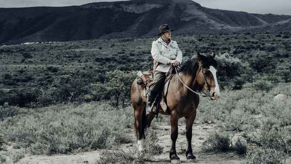 Sew the Winter to My Skin Poster 3