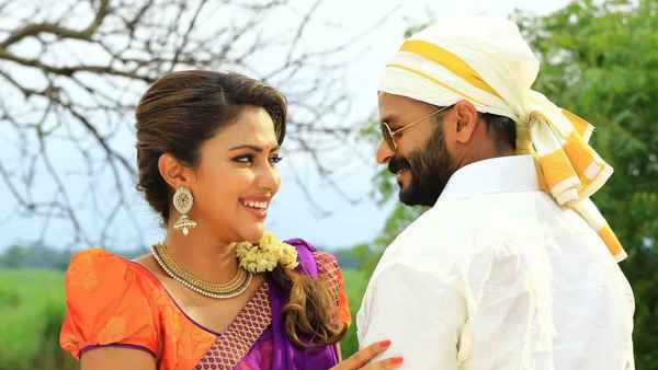 Shajahanum Pareekuttiyum Poster 1