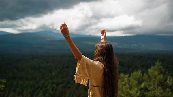 Shana: The Wolf's Music Poster 1