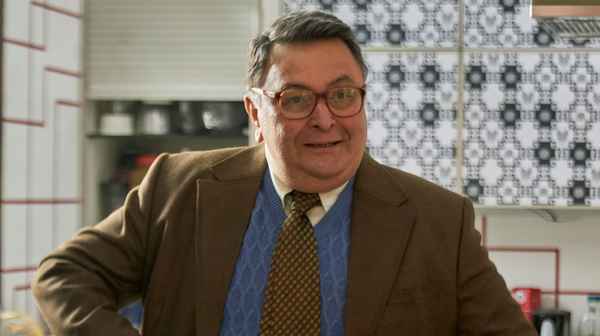 Sharmaji Namkeen Poster 5