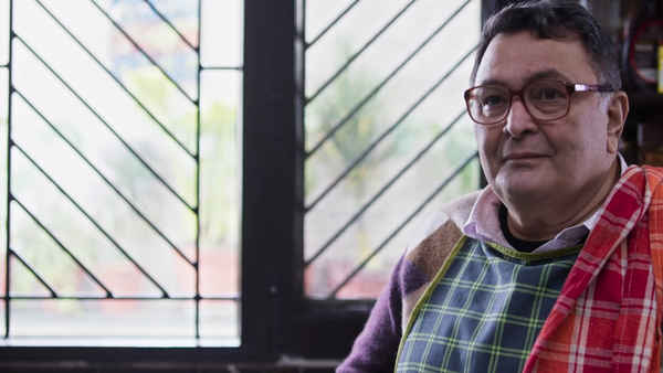 Sharmaji Namkeen Poster 4