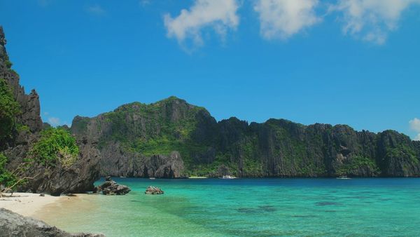 Shimizu Island: Philippines Poster 1