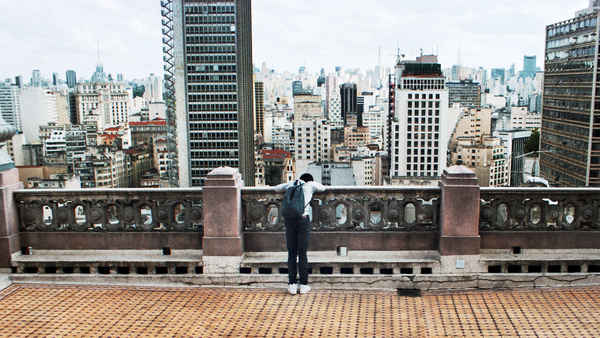 Shine Your Eyes Poster 4