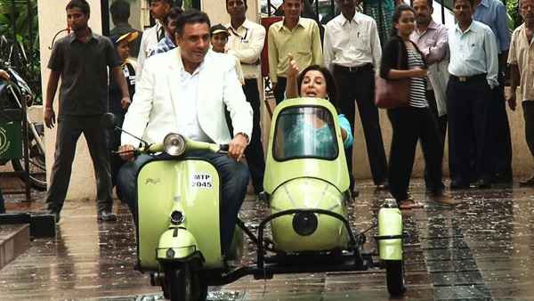 Shirin Farhad Ki Toh Nikal Padi Poster 7