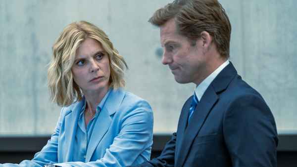 Signora Volpe - Series 1 Poster 2