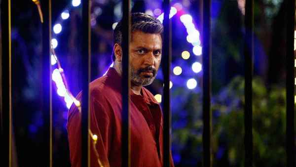 Siren (சிரேன்) Poster 6