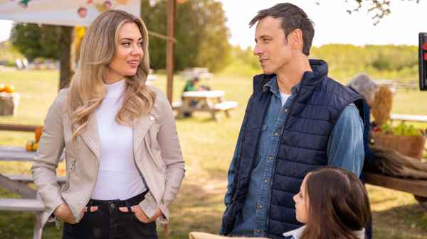 Sister Dating Swap Poster 1