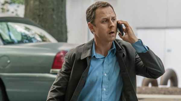 Sneaky Pete Poster 2