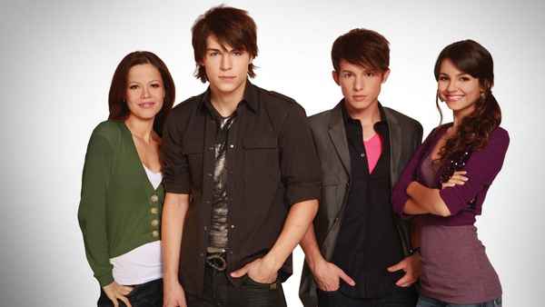 Spectacular! Poster 1