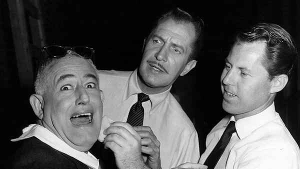 Spine Tingler! The William Castle Story Poster 4