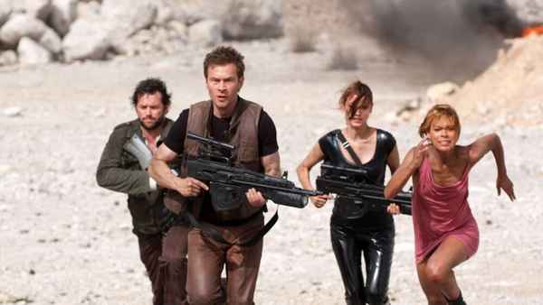 Star Runners Poster 1