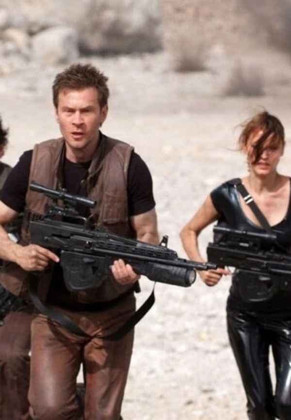 Star Runners Poster 4