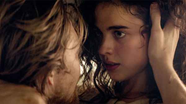 Stars at Noon Poster 1