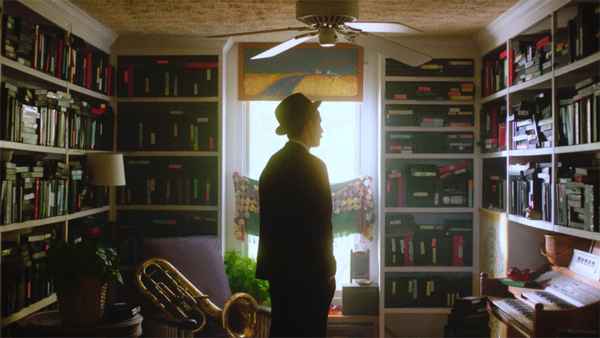 Strawberry Mansion Poster 2