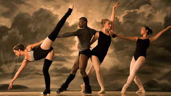 StreetDance 3D Poster 4