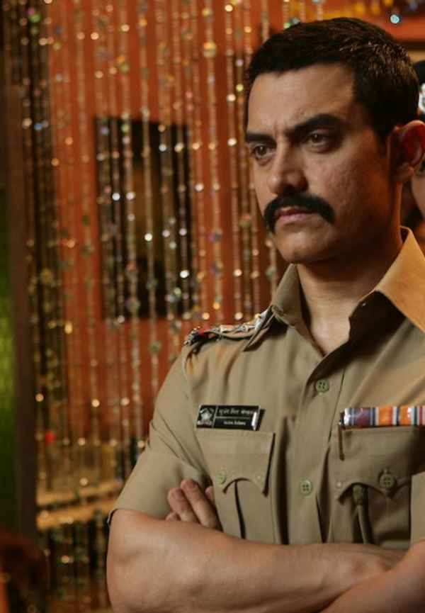 Talaash Poster 6