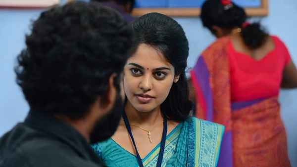 Tamizhuku En Ondrai Azhuthavum Poster 7