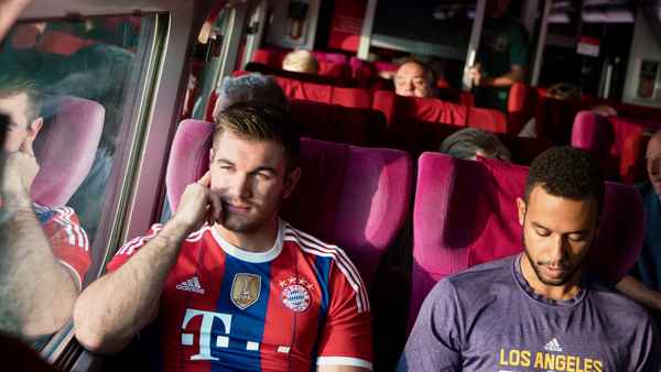 The 15:17 To Paris Poster 1