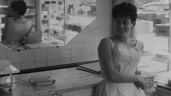 The Bakery Girl of Monceau Poster 6