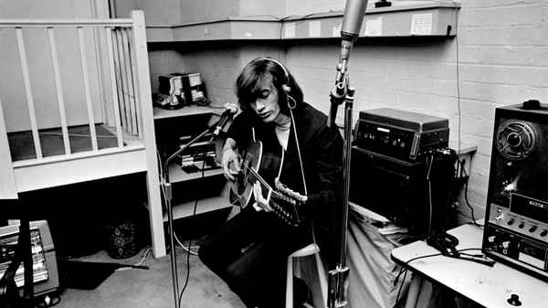 The Bee Gees: How Can You Mend a Broken Heart Poster 3