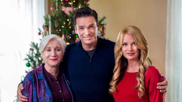 The Christmas Spirit Poster 1