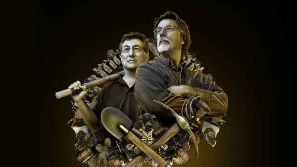 The Curse of Oak Island Poster 1