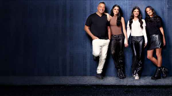 The D'Amelio Show Poster 1