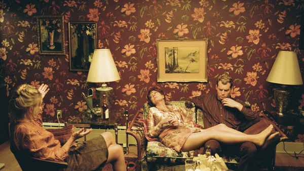 The Death & Life of John F. Donovan Poster 5