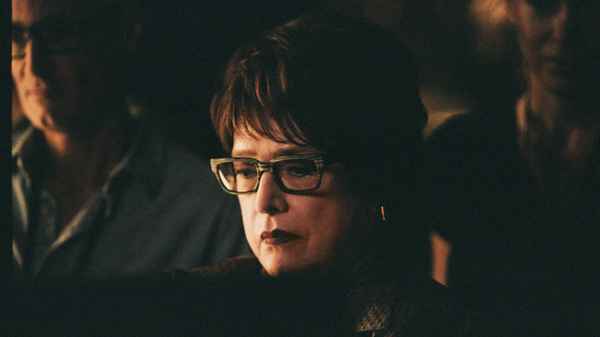 The Death & Life of John F. Donovan Poster 4