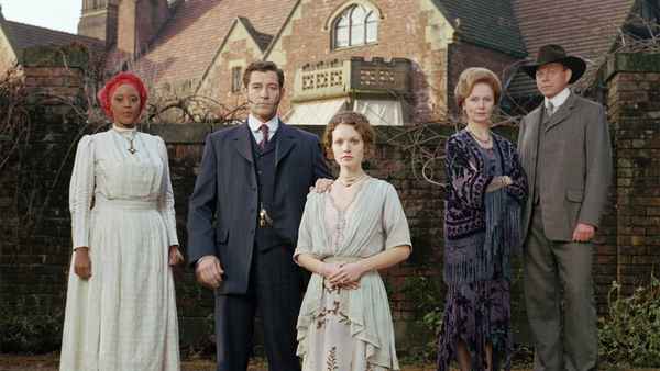 The Diary of Ellen Rimbauer Poster 5