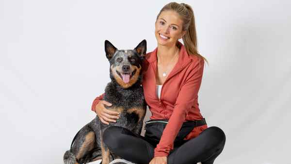 The Dog Lover's Guide to Dating Poster 3