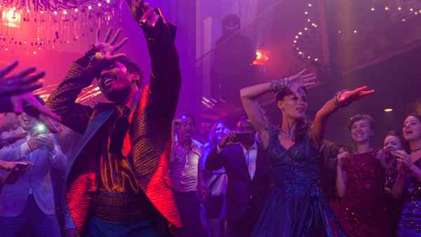 The Extraordinary Journey of the Fakir Poster 1