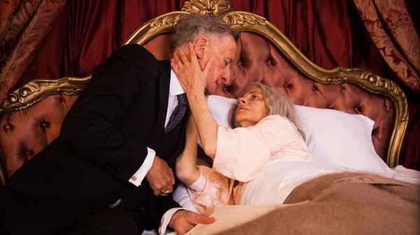 The Eye of the Storm Poster 1