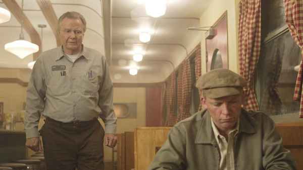 The Five People You Meet In Heaven Poster 1