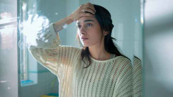 The Girl on the Train Poster 6