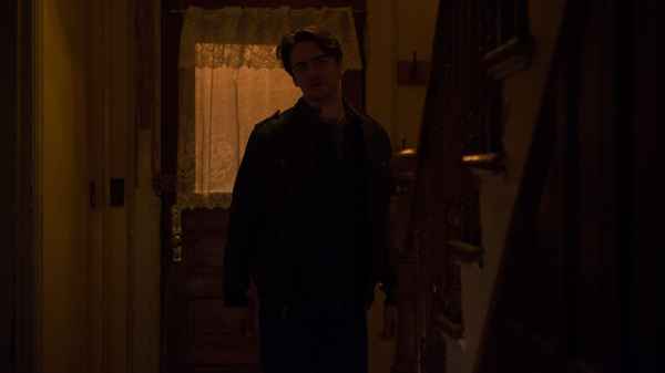 The Girl Who Invented Kissing Poster 4