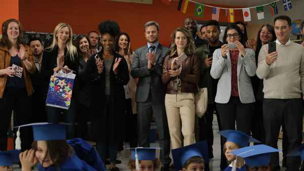 The Guide to the Perfect Family Poster 2