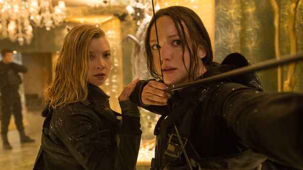 The Hunger Games: Mockingjay - Part 2 Poster 2