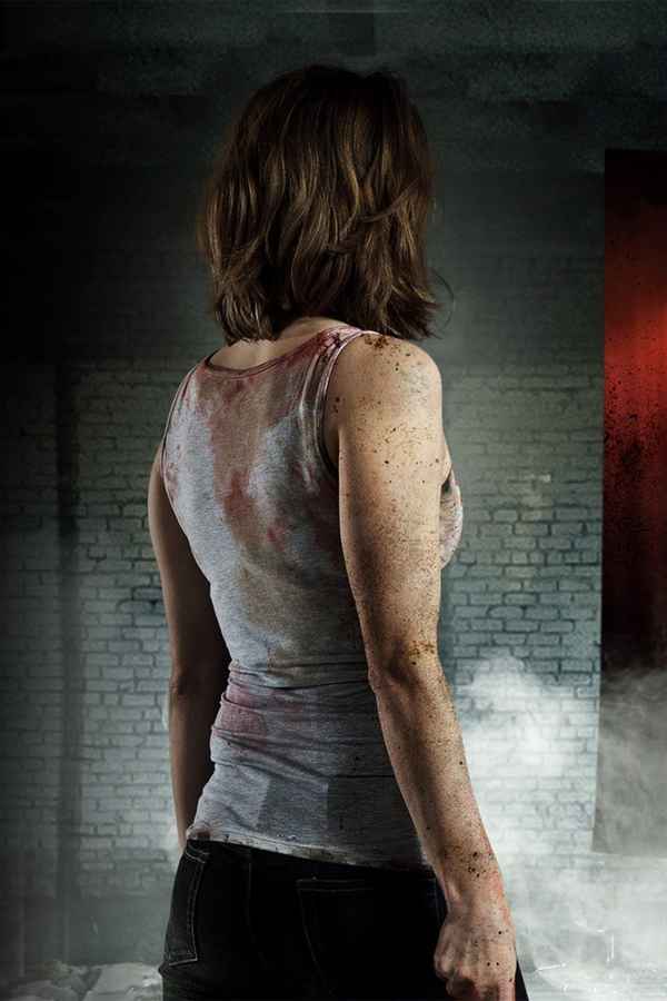 The Huntress of Auschwitz Poster 5