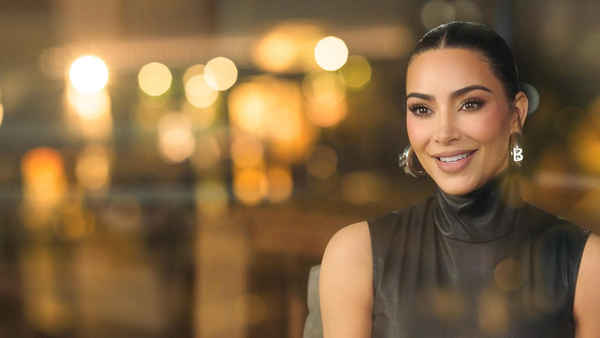 The Kardashians - An ABC News Special Poster 4