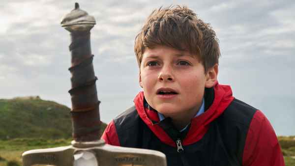 The Kid Who Would Be King Poster 5