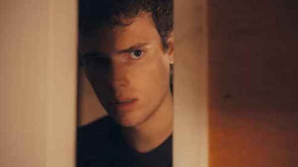 The Lost Patient Poster 7