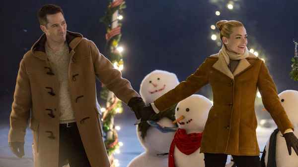 The Mistletoe Promise Poster 6