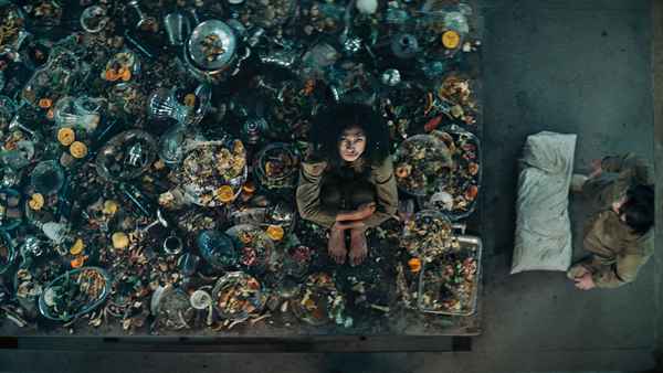 The Platform Poster 2