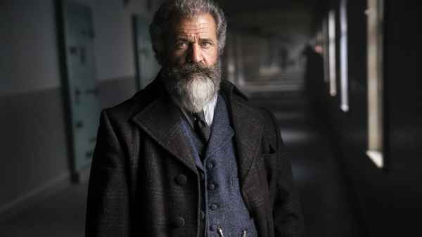 The Professor and the Madman Poster 6